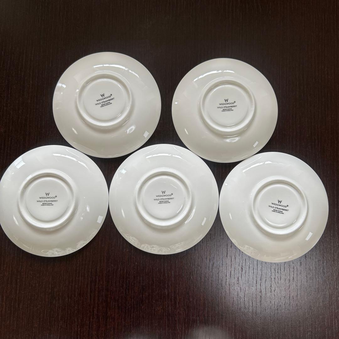 【ウェッジウッド】ワイルドストロベリー　コーヒーカップ＆ソーサー5客＋ミニ皿2枚