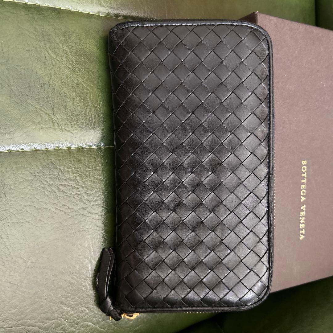 大人気★Bottega Veneta ★ブラックレザー長財布