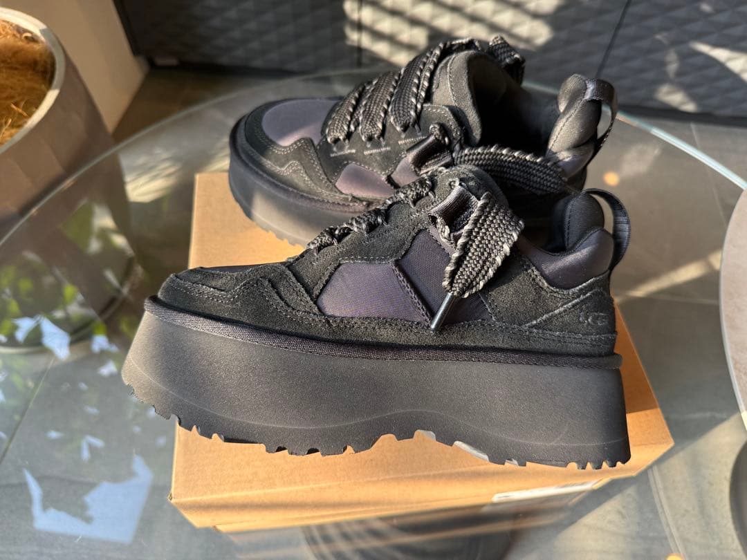 UGG アグ W ASTROMEL アストロメル スニーカー