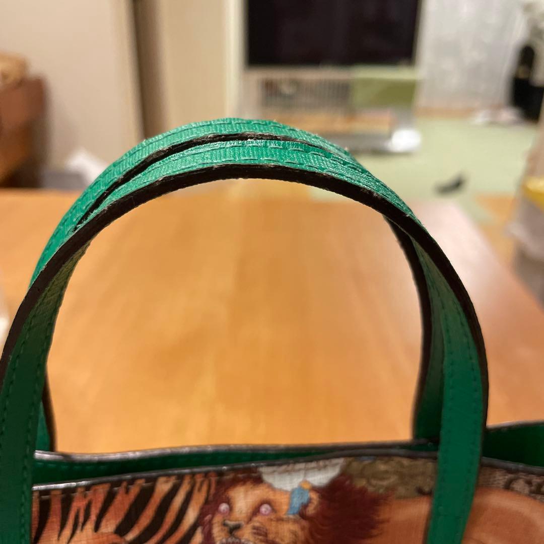 GUCCIキッズバック