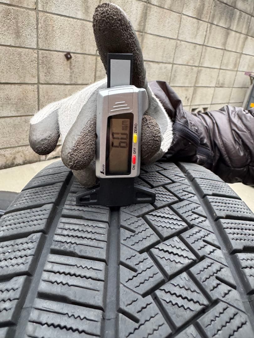 タイヤ・ホイール PIRELLI ICE ZERO ASIMMETRICO 235/60 R18