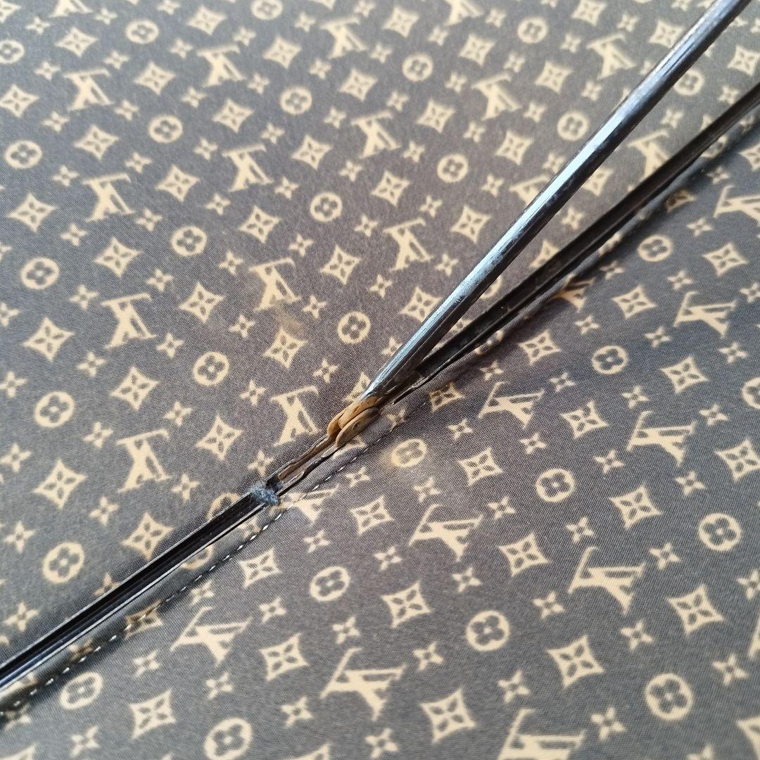 LOUIS VUITTON モノグラム 長傘