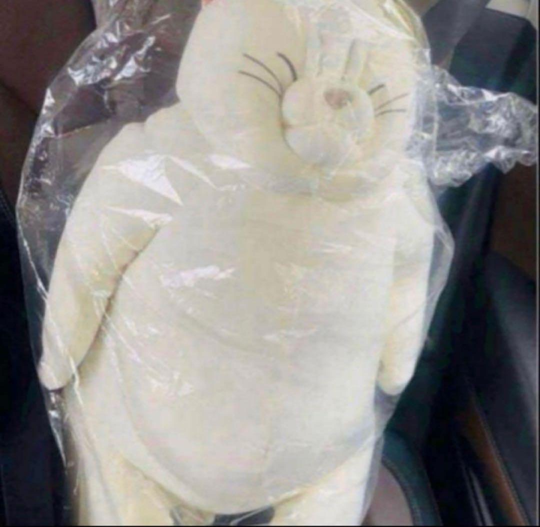 専用ジブリパーク限定　新商品　猫の恩返し　ムタ　マスコットと特大ぬいぐるみ