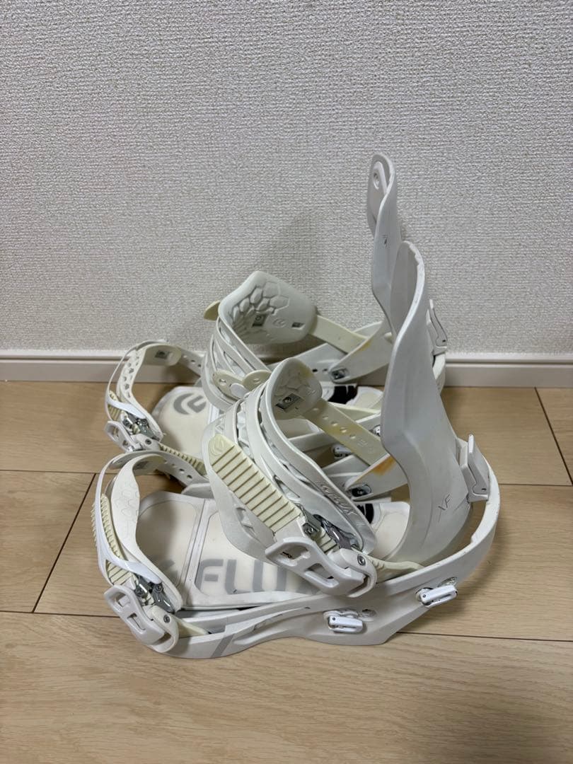 FLUX XF スノーボードビンディング M ホワイト