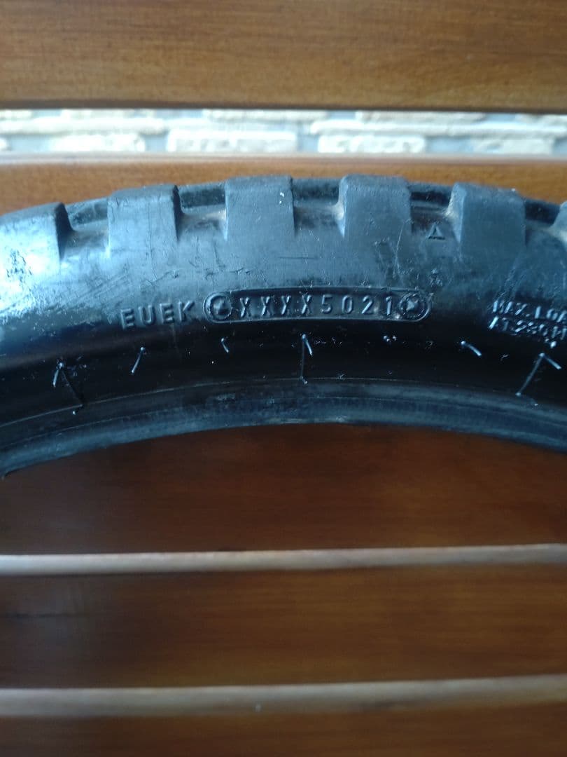 DUNLOP D803GP 前後中古タイヤセット　トライアル　値下げ
