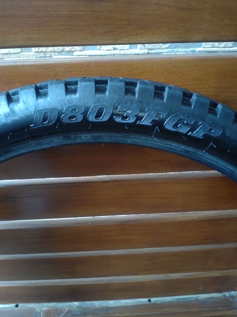 DUNLOP D803GP 前後中古タイヤセット　トライアル　値下げ