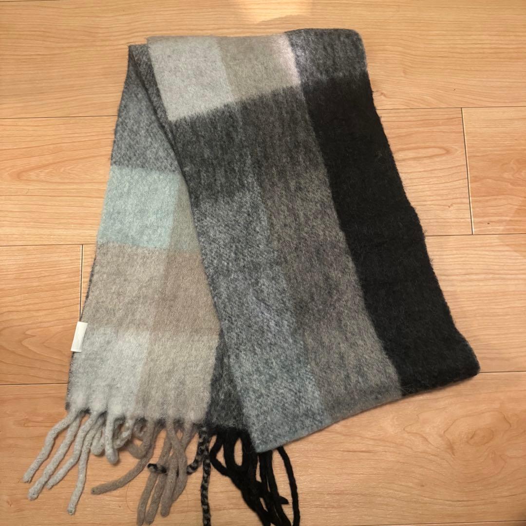 Acne Studios マルチカラー チェック マフラー　CA0084-