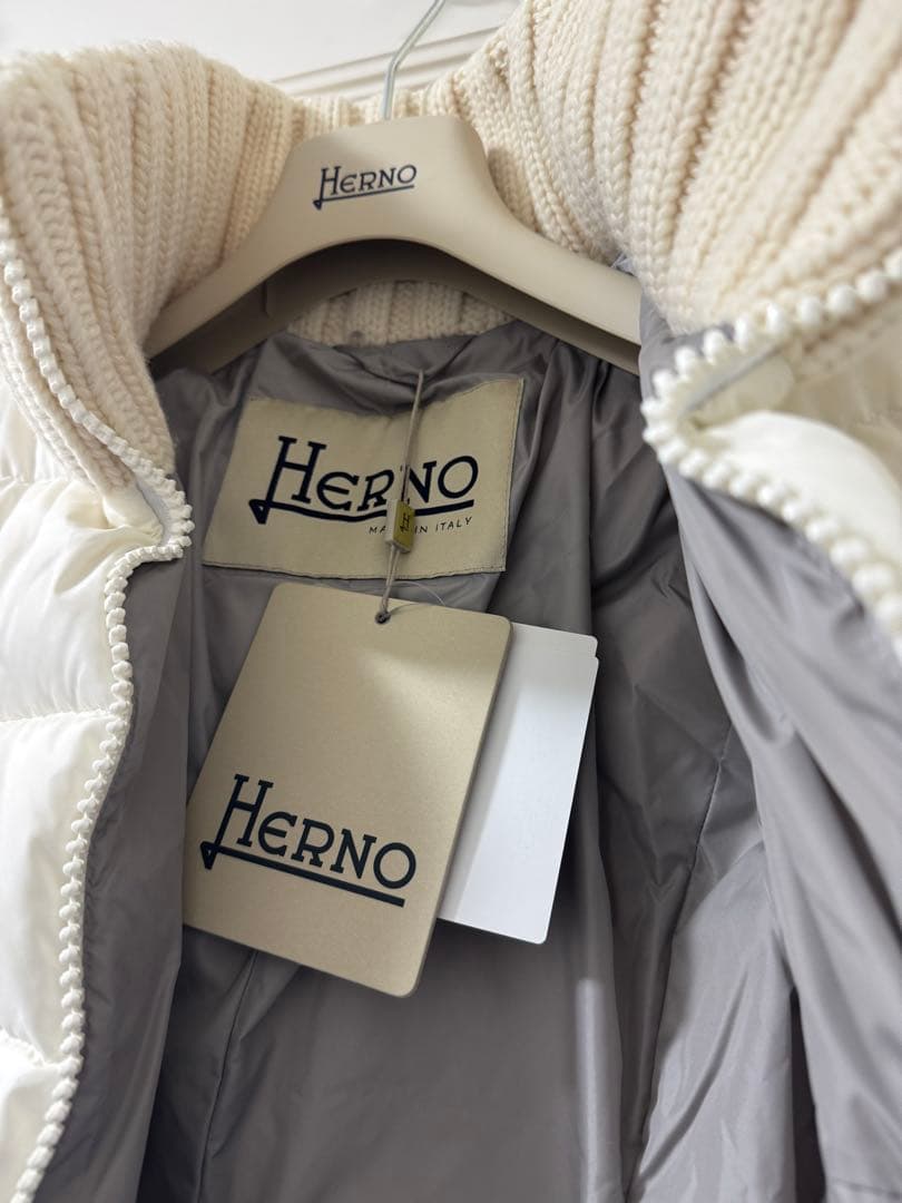 Herno ホワイト ロングダウンジャケット　新品未使用タグ付き