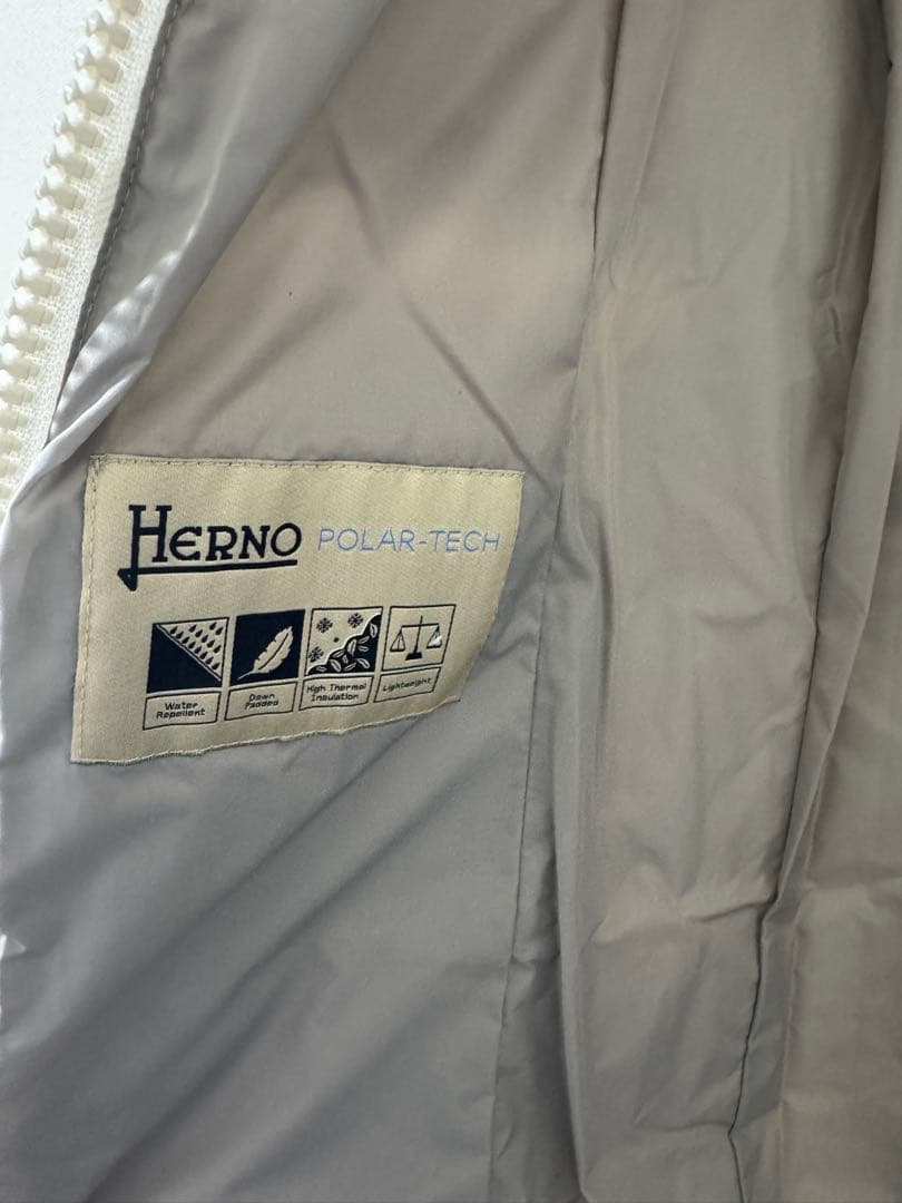Herno ホワイト ロングダウンジャケット　新品未使用タグ付き