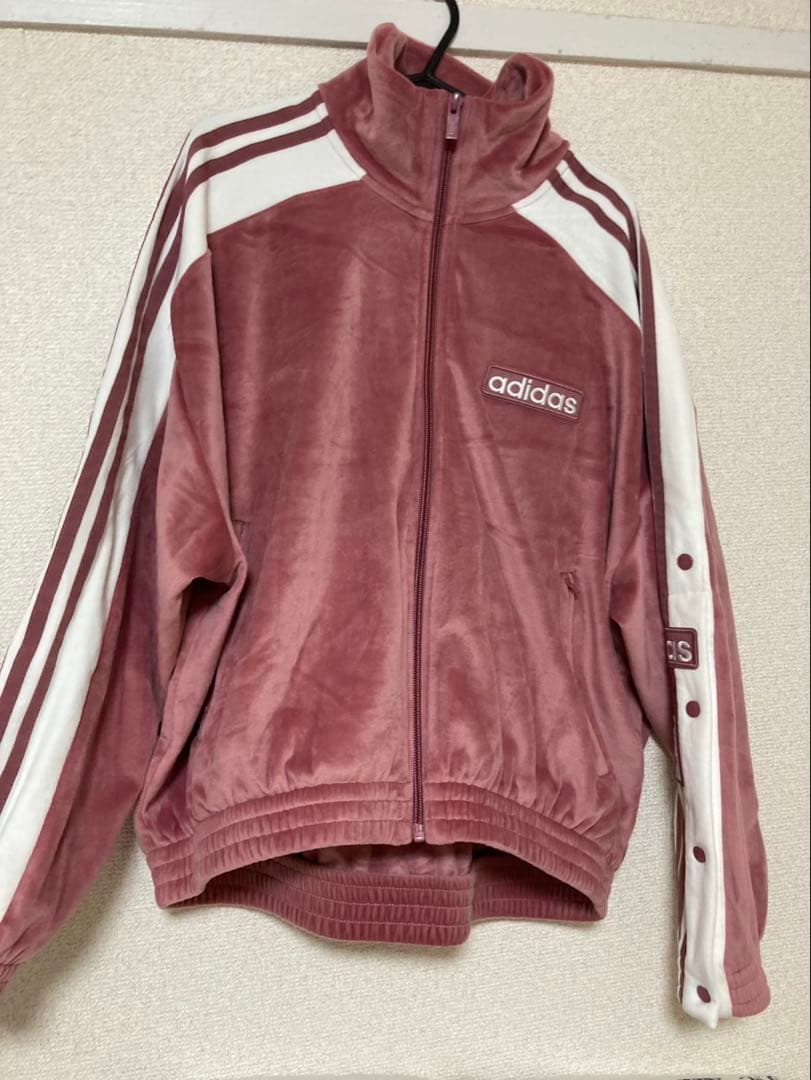 ★adidas 重盛さと美さん着用 スウェット トップス ベロア 完売品