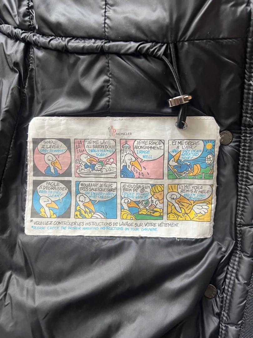 MONCLER モンクレール ブラック ダウンジャケット レディース