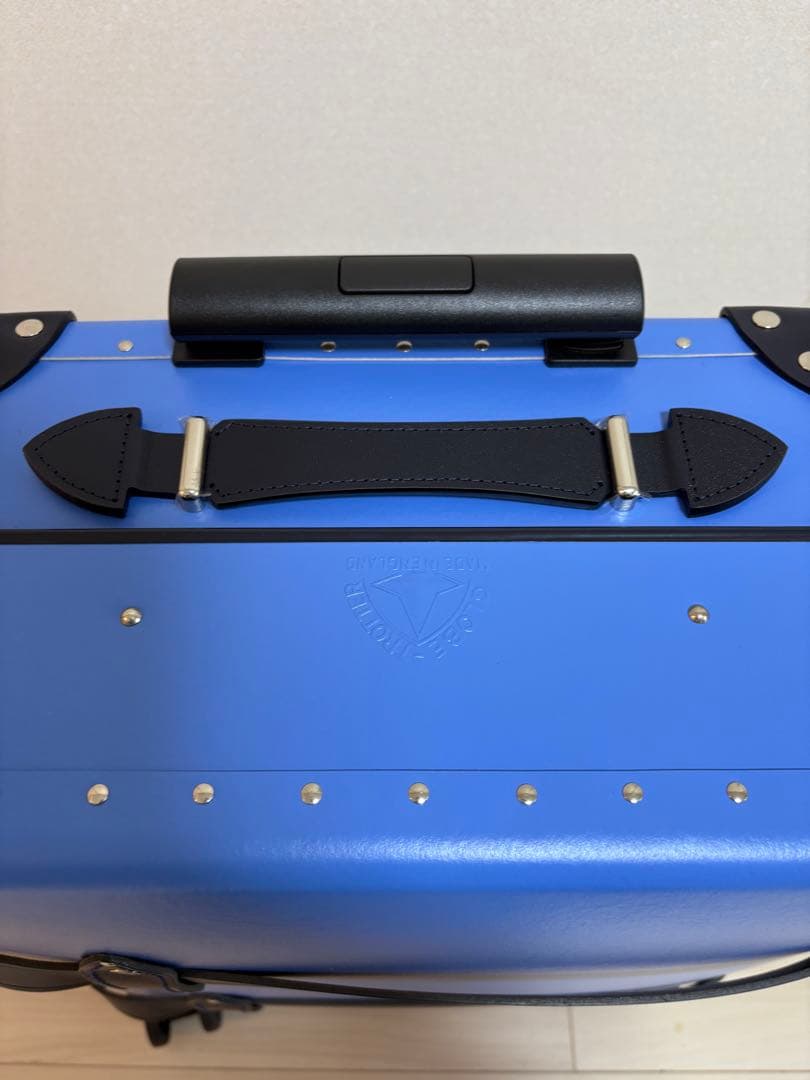 グローブトロッター クルーズ 4輪 34L【新品未使用・保証書付】