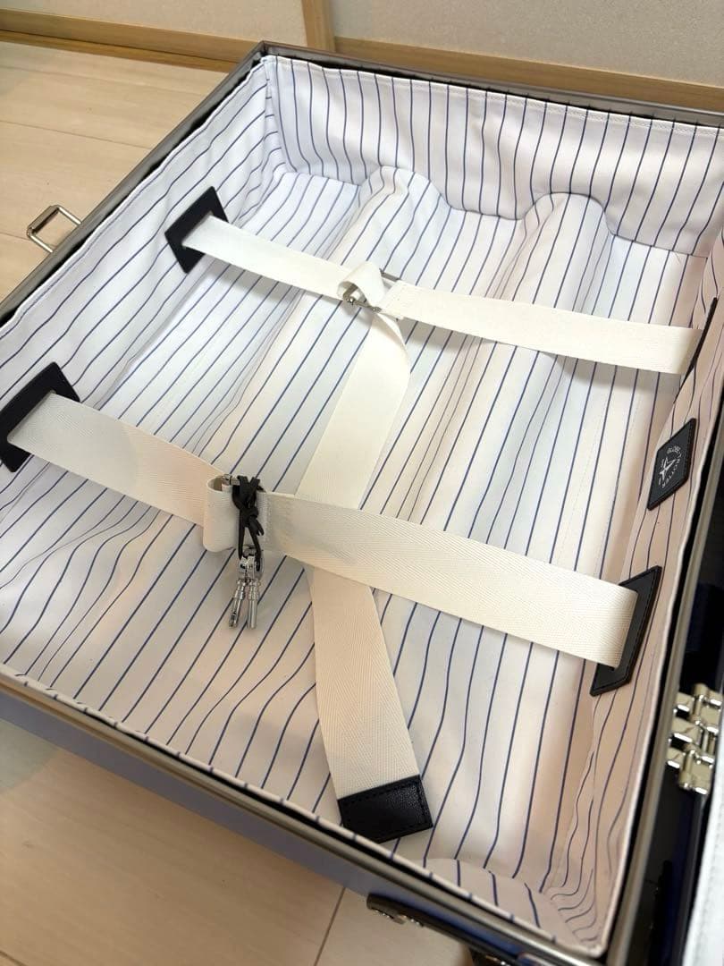 グローブトロッター クルーズ 4輪 34L【新品未使用・保証書付】