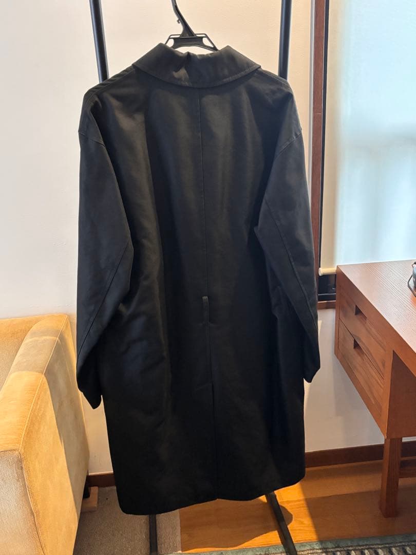 美品　ヘルノ　HERNOメンズ　トレンチコート　近年モデル　クリーニング済み