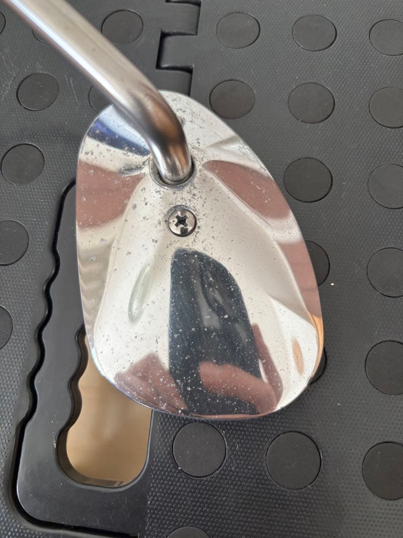 廃盤レア　左右セット　POSH ハーレー用貫通ネジ
