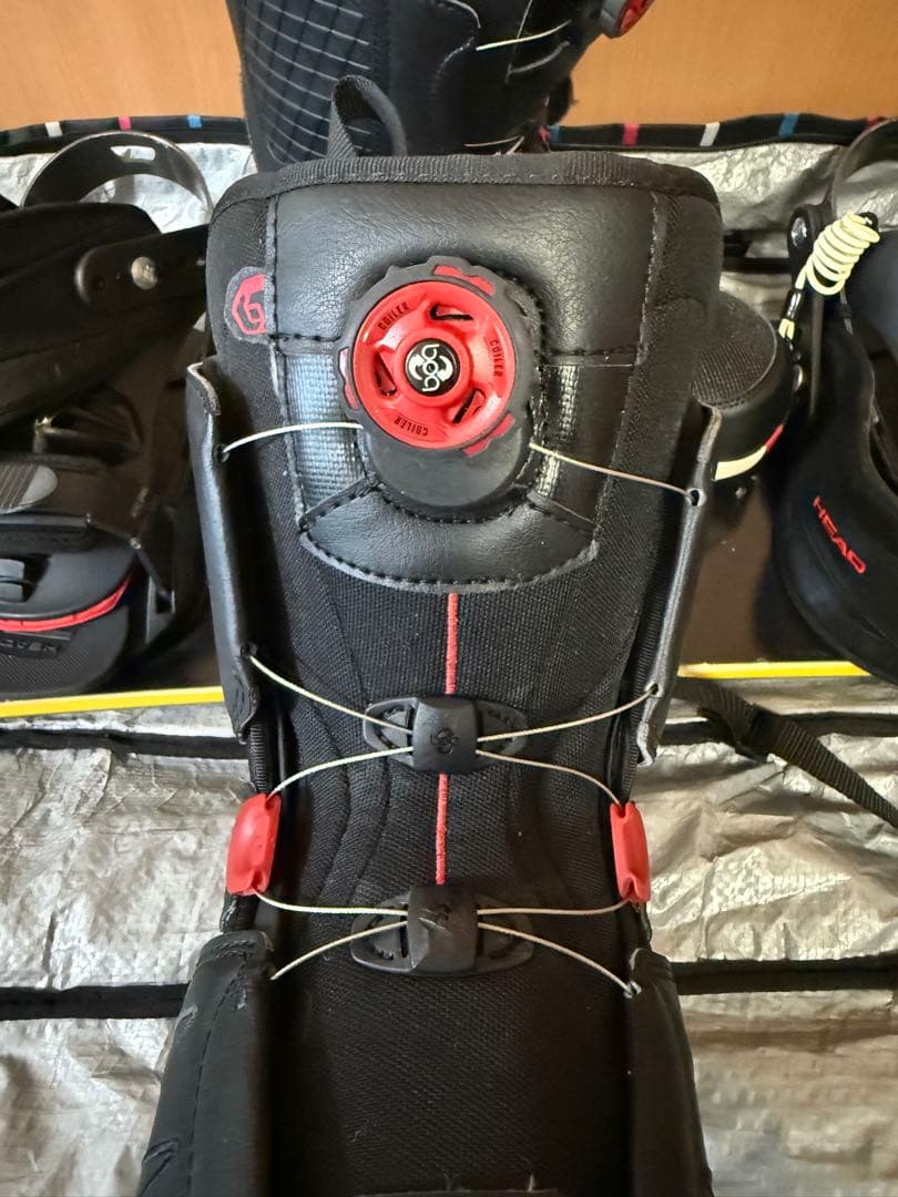 美品　Salomon スノーボードブーツ ブラック/レッド