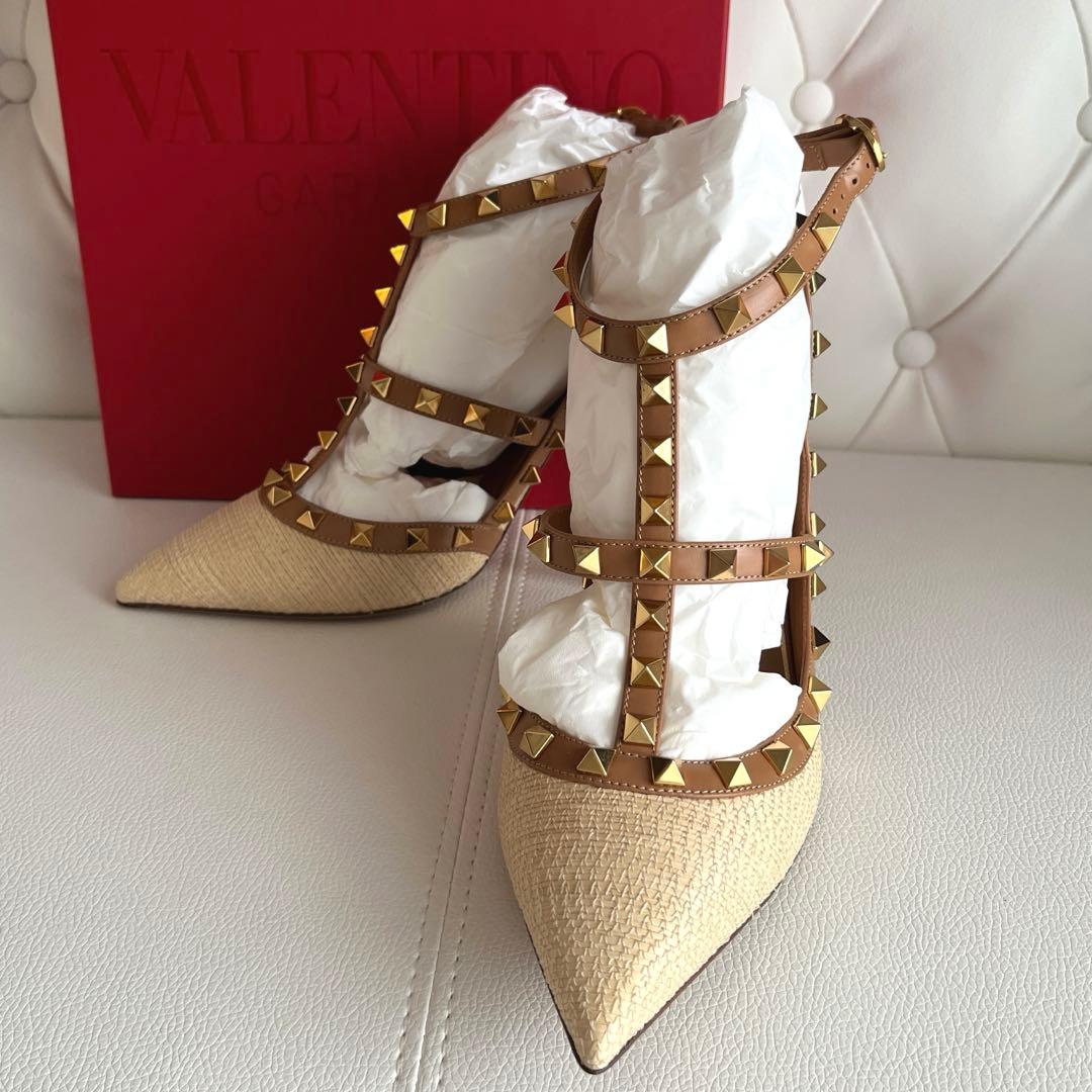 VALENTINO ヴァレンティノガラバーニロックスタッズストローレザーパンプス