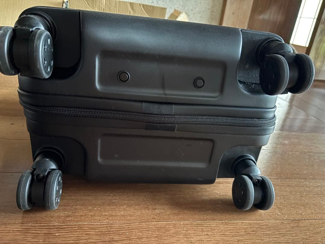 無印良品　ハードキャリーケース（３６Ｌ）