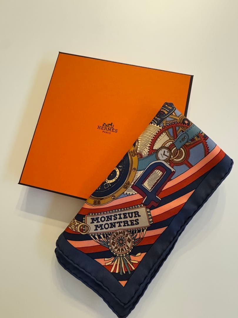 HERMES エルメス スカーフ プチカレ　時計柄　美品
