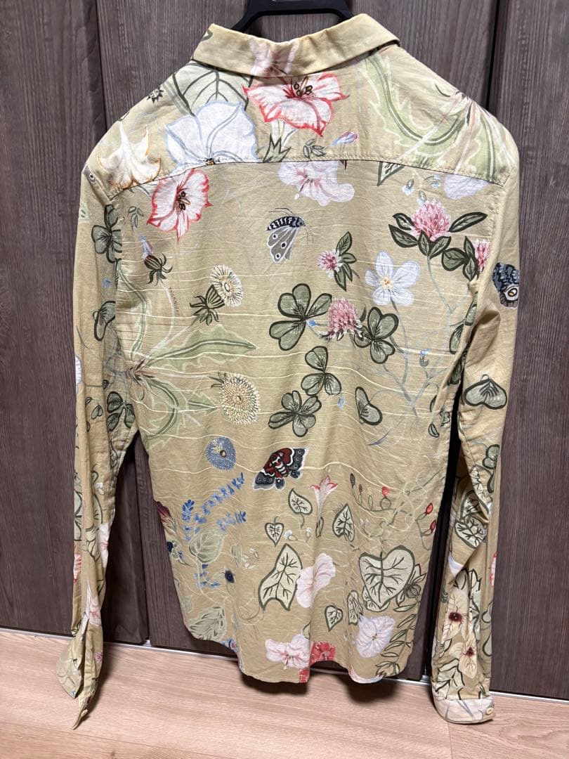 GUCCI花柄ベージュ長袖シャツ 40/15¾