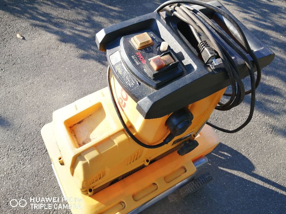 RYOBI GS-2020 シュレッダー　剪定した木の枝 (直接引き取り)