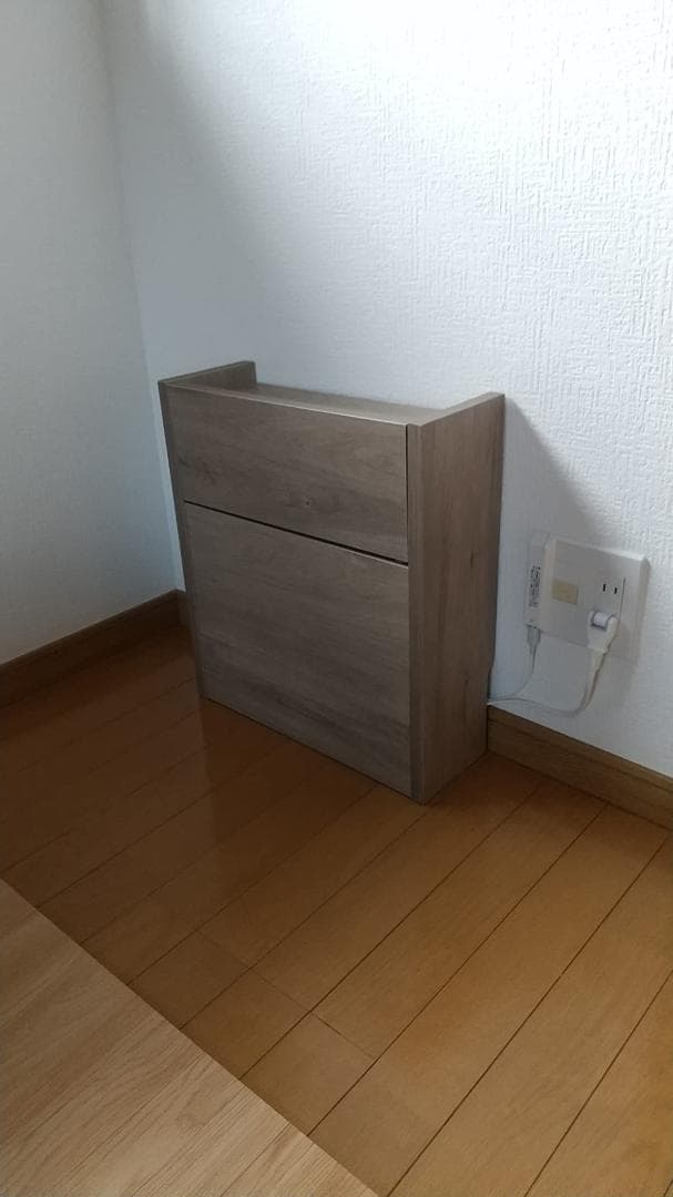 ごちゃつくケーブルの悩みを解決 ルーター ケーブル収納