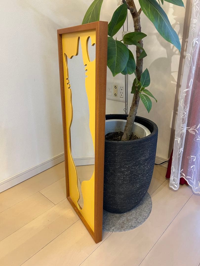 猫さんの壁掛け鏡