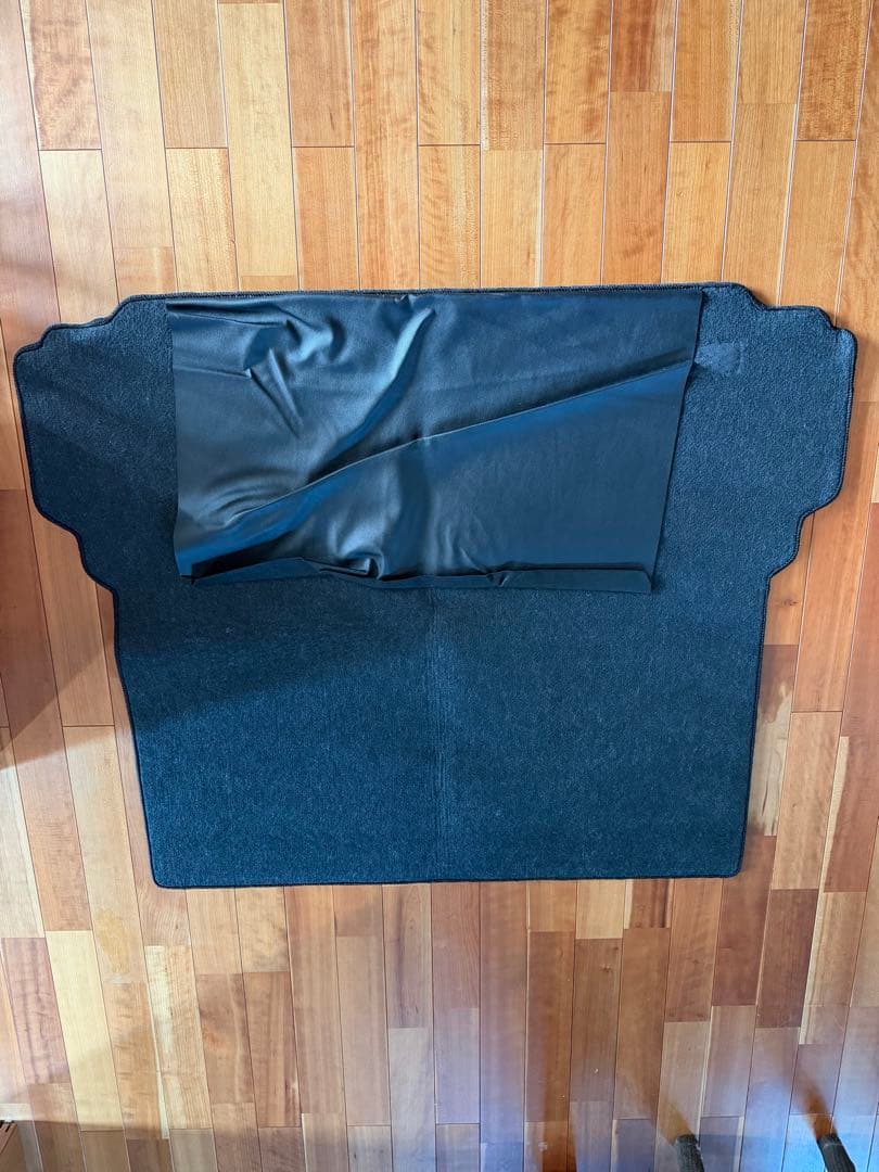 純正 G31 5シリーズツーリング Mスポーツ トランクマット