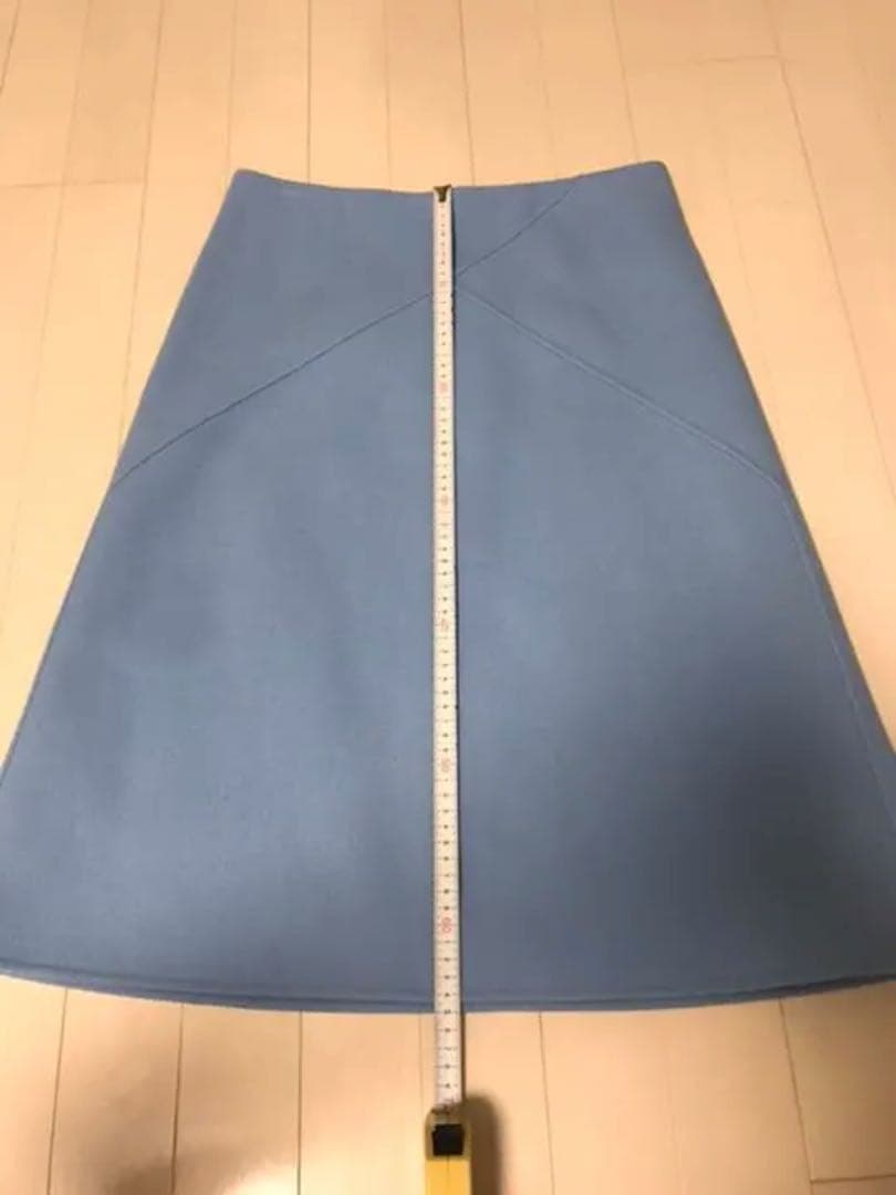 美品ドゥロワー　スカート　9号