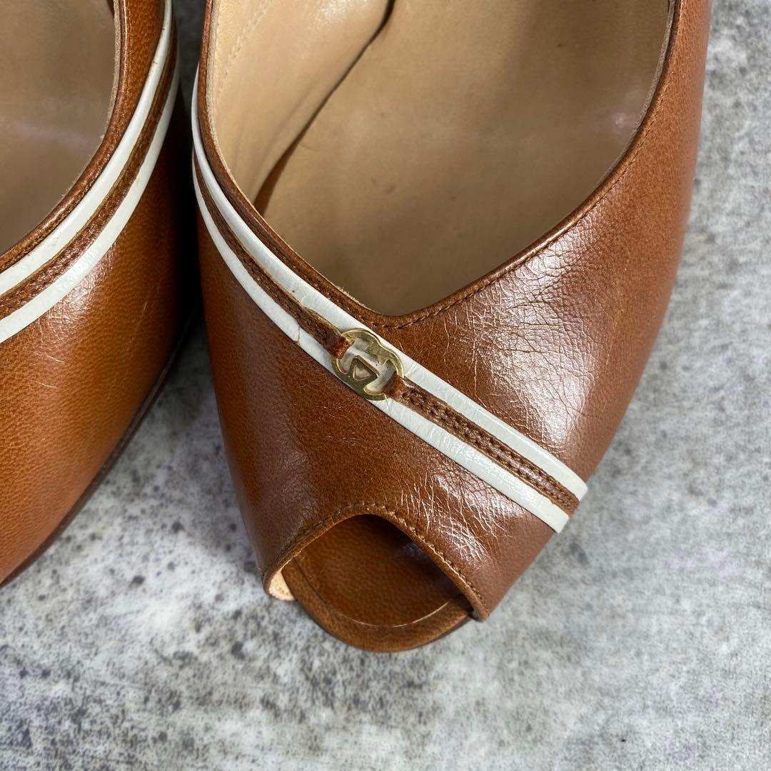 靴 Old Gucci open-toe pumps brown leather