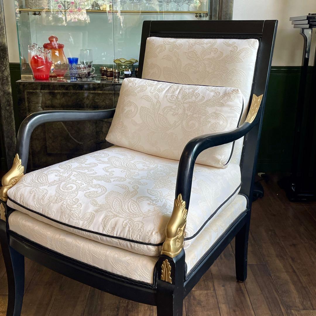 r142 Ethan Allen フランス帝国様式の黒漆ゴールド アームチェア