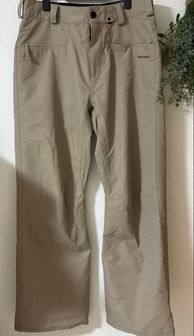 美品　VOLCOM　スノーウェア　上下セット