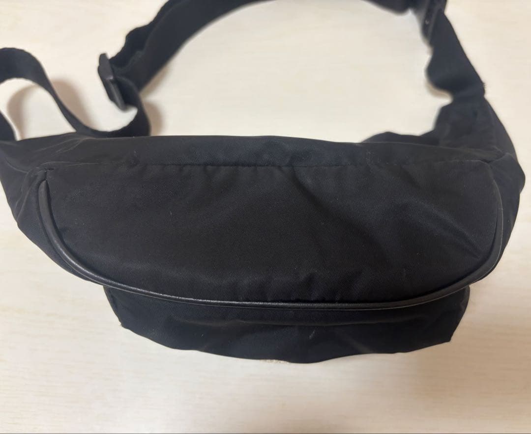バッグ GIVENCHY LIGHT 3-BUM BAG Nylon Black