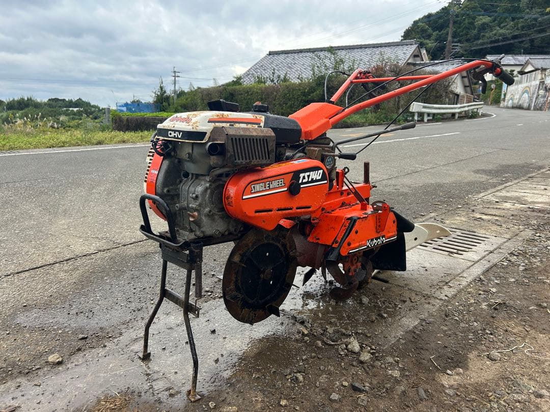 宮崎　クボタ　管理機 4馬力 耕運機 畝上げ 培土　正転逆転　畝立て　培土器付き
