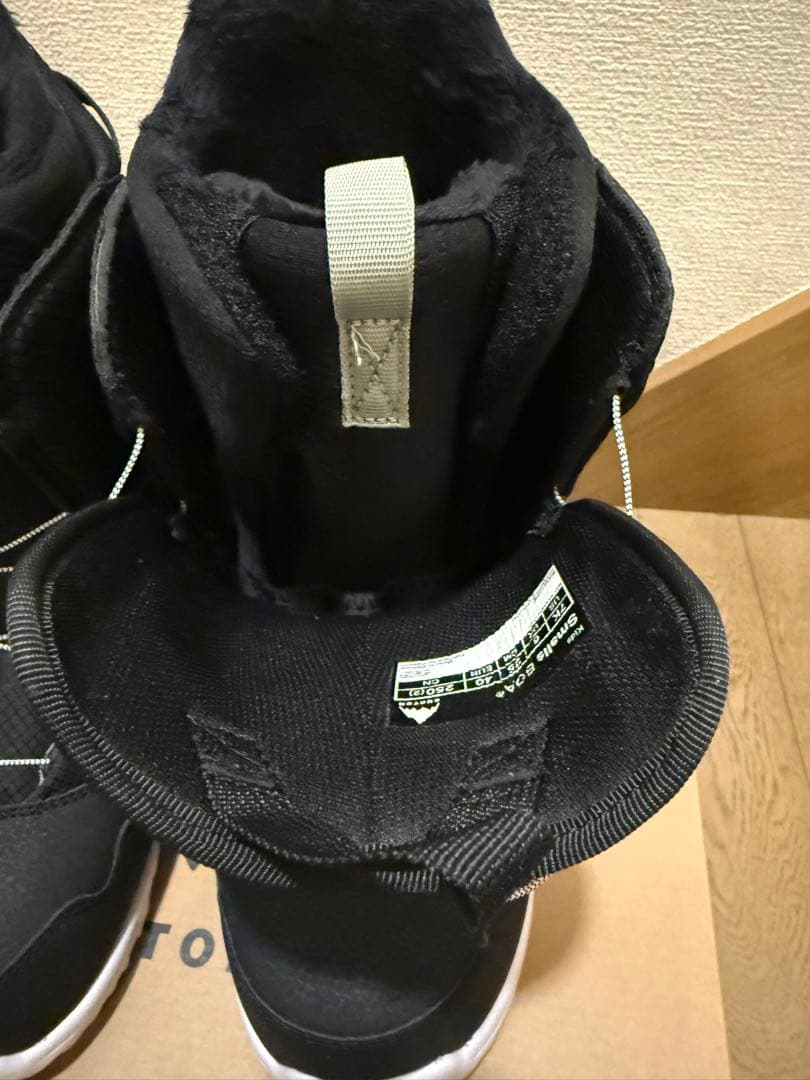 キッズ Burton スモールズ BOA® スノーボードブーツ