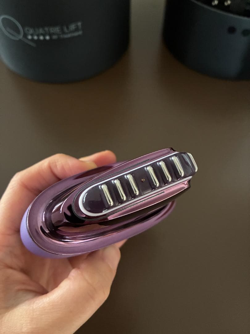 キャトルリフト QUATRE LIFT 美顔器