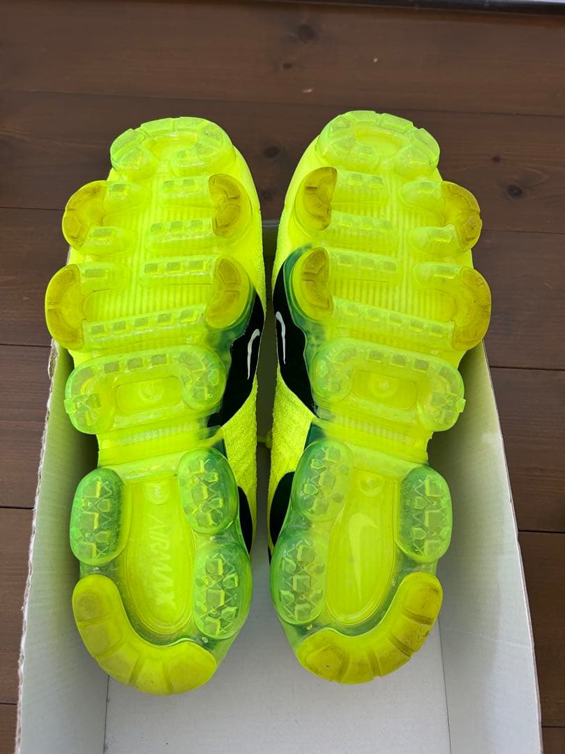 NIKE AIR VAPORMAX FLYKNIT ボルトイエロー