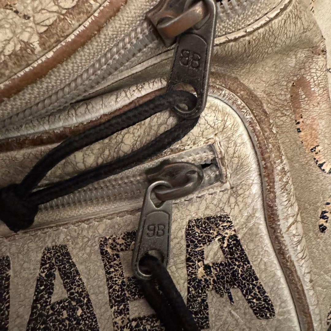 BALENCIAGA グラフィティ ボディバッグ