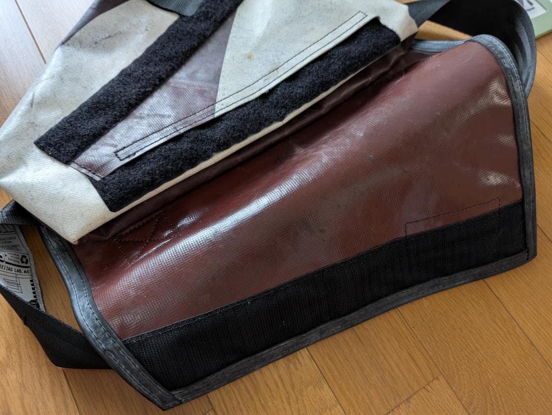 あっちゃん　FREITAG F31 KNIGHT RIDERマットブラウン