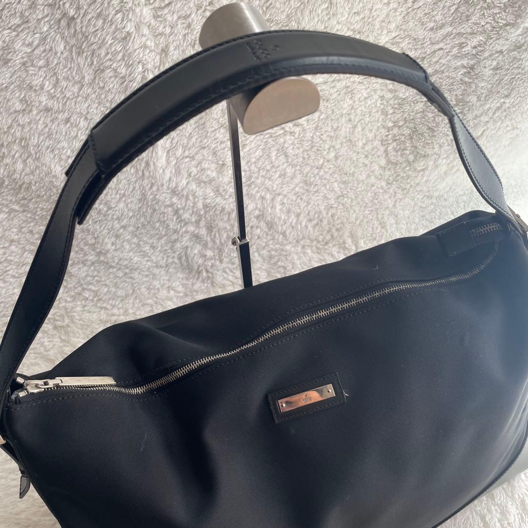 美品✨GUCCI ワンショルダー ボストンバッグ ナイロン GG柄 ロゴプレート