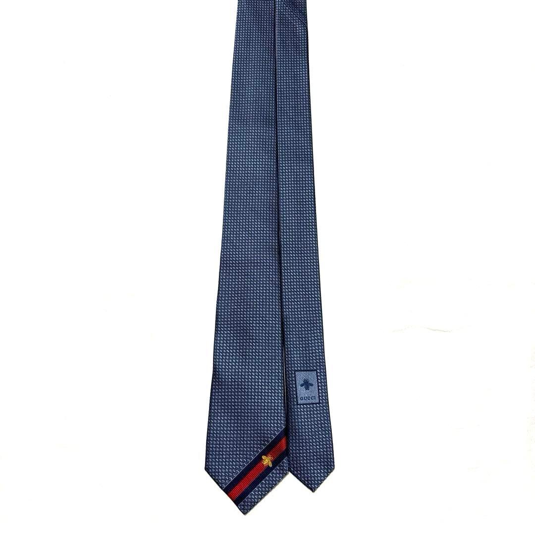 新品　GUCCI グッチ　ネクタイ　現行　ネイビー　蜂　刺繍　箱付　紙袋付