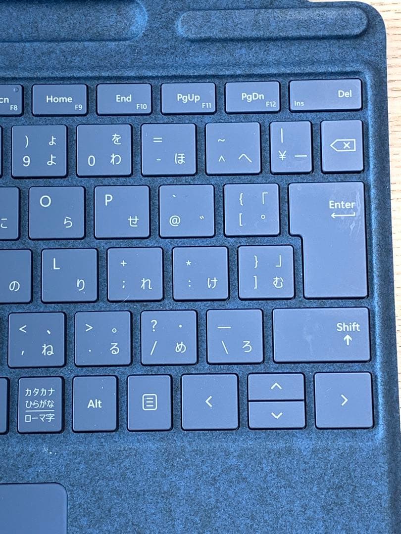 Q11 マイクロソフト Surface Pro 1864