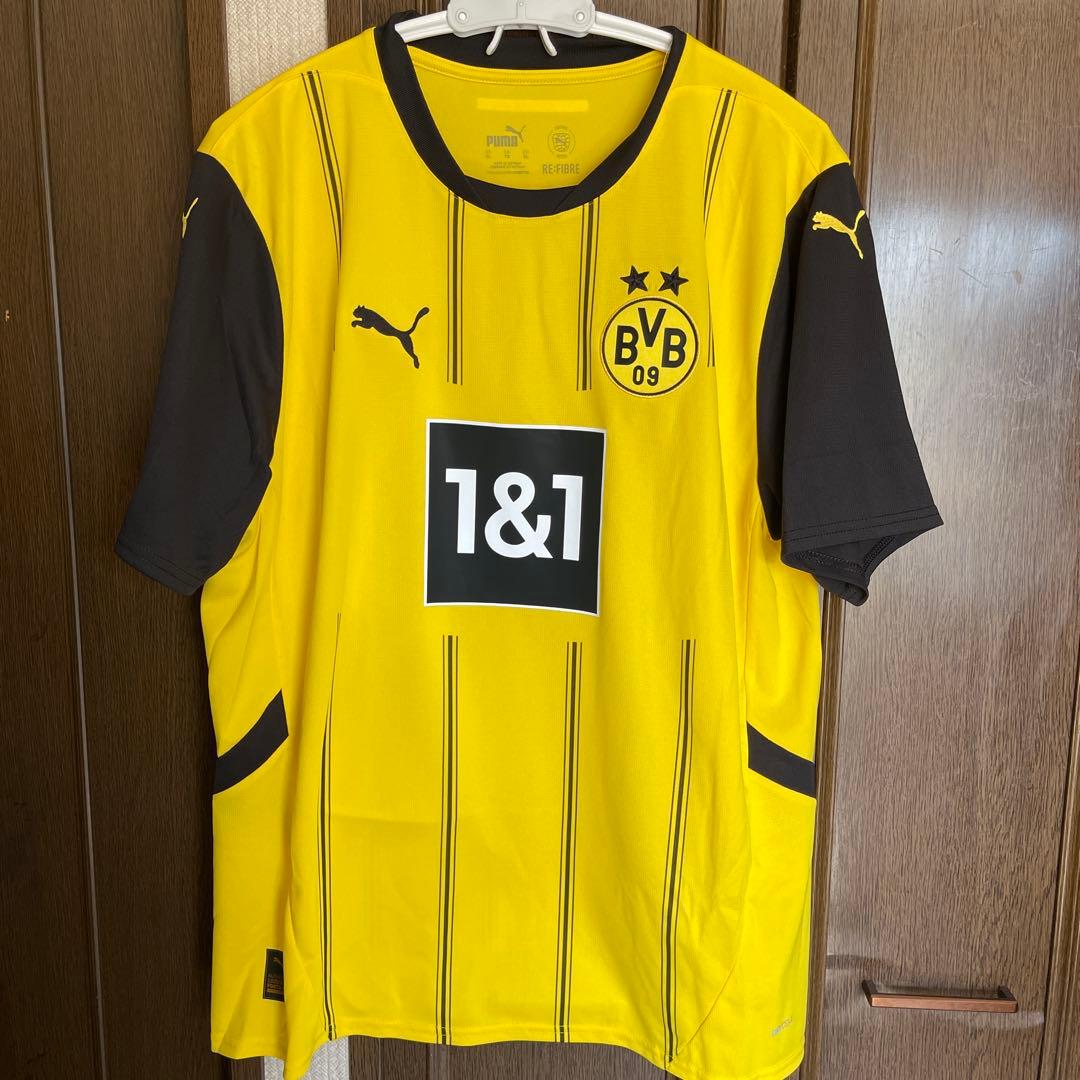 新品タグ付き　ボルシア・ドルトムント サッカーユニフォーム