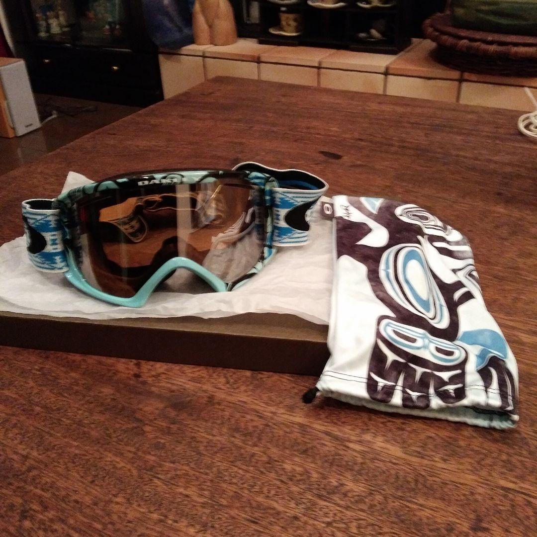 オークレイ　プレミアムデザインゴーグル