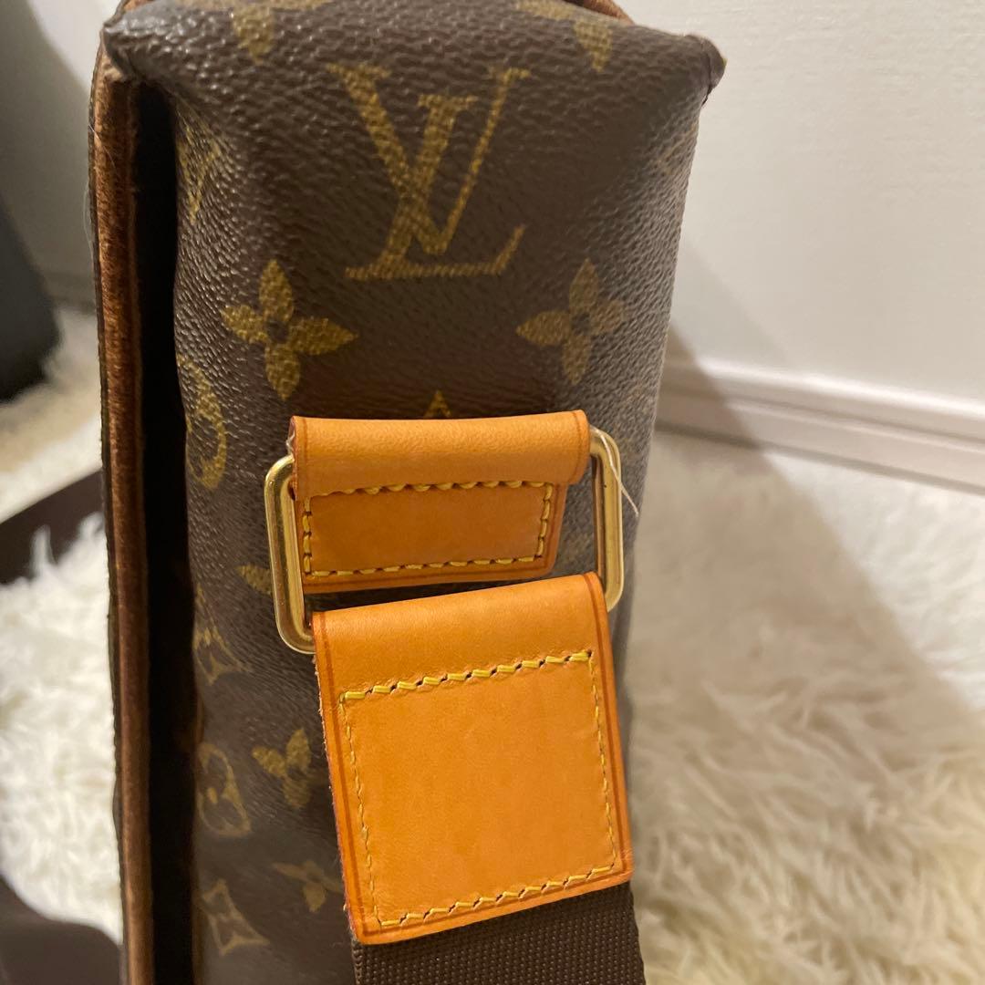 Louis Vuitton モノグラム メッセンジャーバッグ