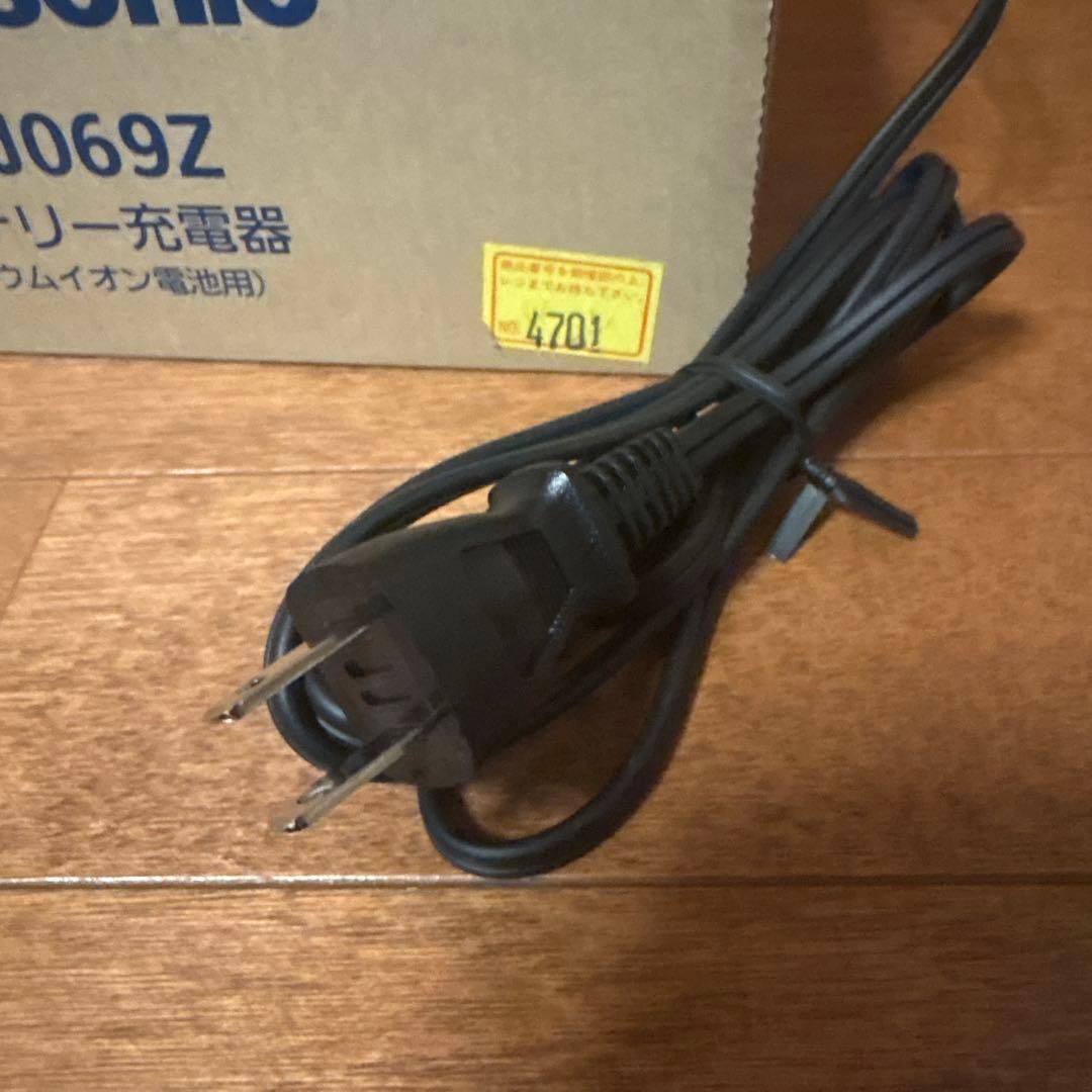 Panasonic NKJ069Z 充電器　電動自転車用