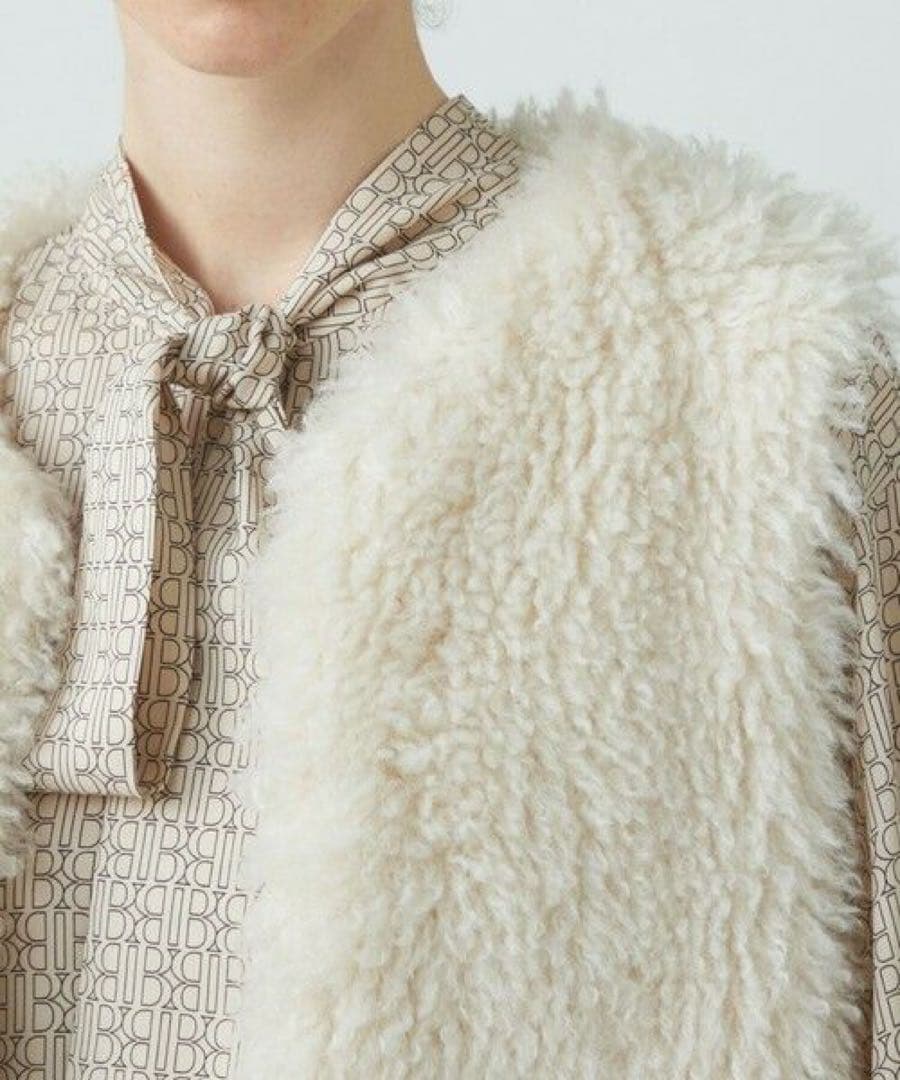 【美品】TOMORROWLAND Ballsey プードルファークルーネックジレ