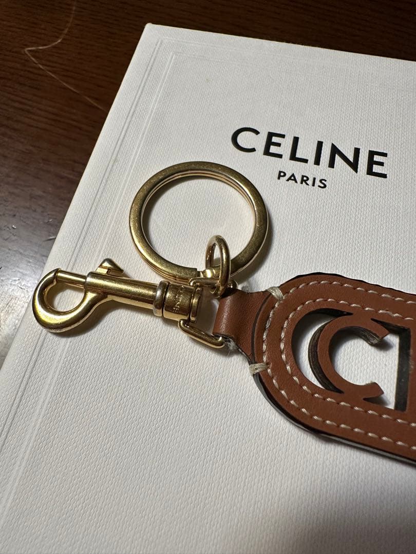 CELINE ブラウンレザー キーホルダー
