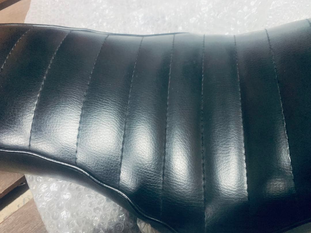 【美品】V-TWIN マグナ250用コブラシート・タックロール