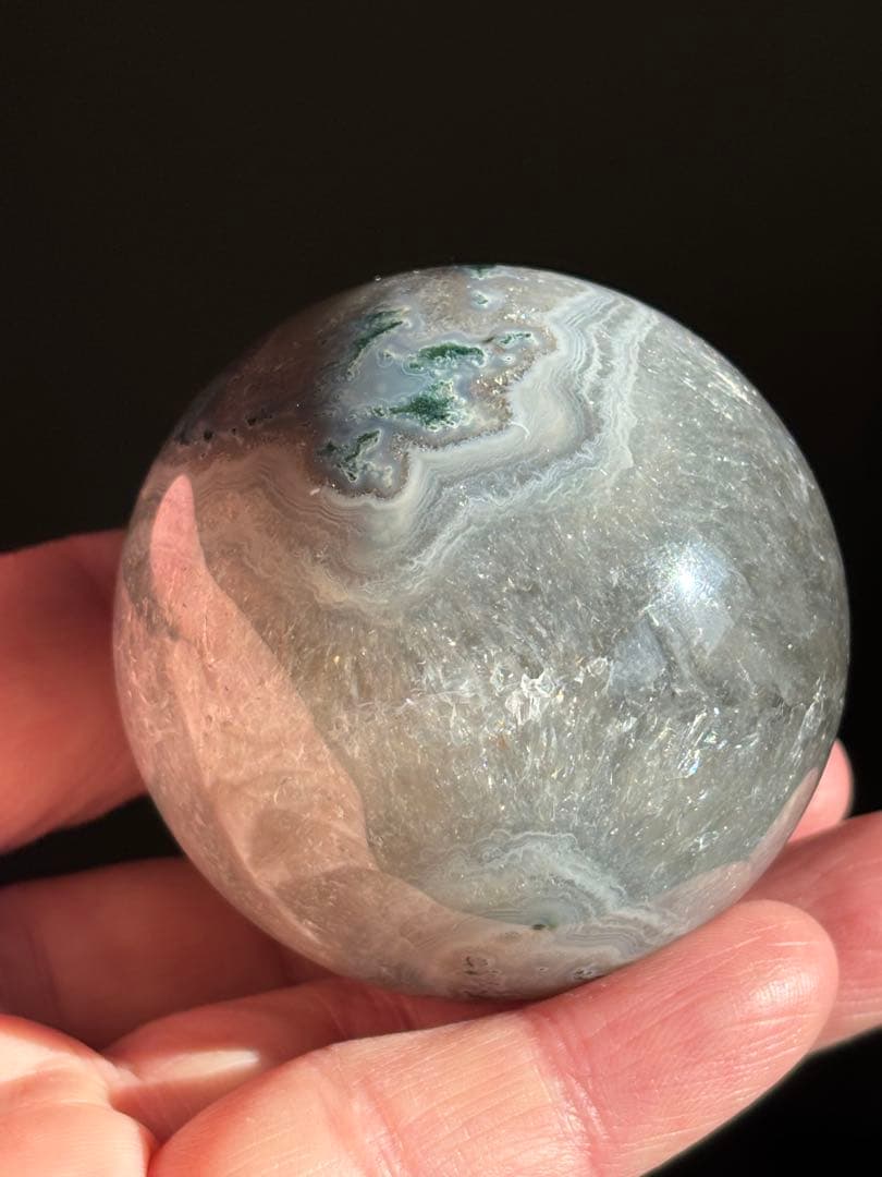 ブラジル産　プラシオライト　瑪瑙共生　グリーンアメジスト　スフィア4.72cm